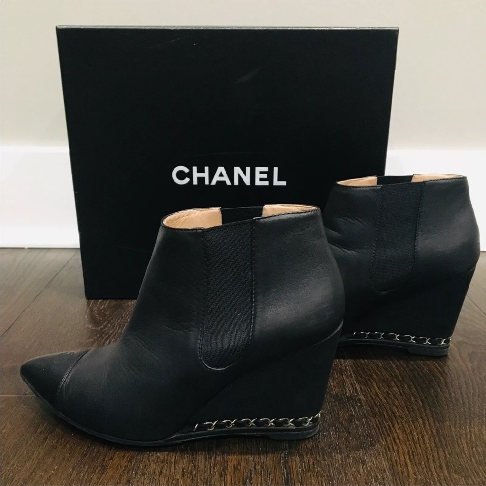 Chanel booties wedges 39.5 black/silver